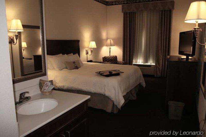 Hampton Inn Newberry Opera House Δωμάτιο φωτογραφία
