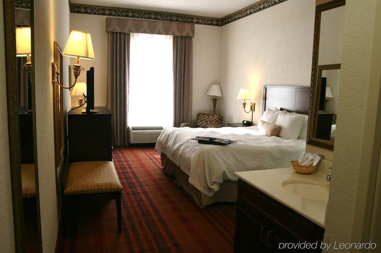 Hampton Inn Newberry Opera House Δωμάτιο φωτογραφία
